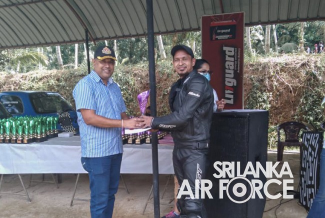 SLAF RIDERS EXCEL AT MIRIGAMA TRACK DAY RACE 2021