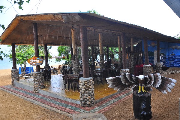 ‘Ralla’ Seafood Restaurant opens