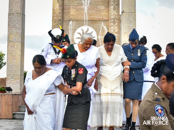 NATION
PAYS TRIBUTE AT 17TH NATIONAL WAR HEROES COMMEMORATION CEREMONY