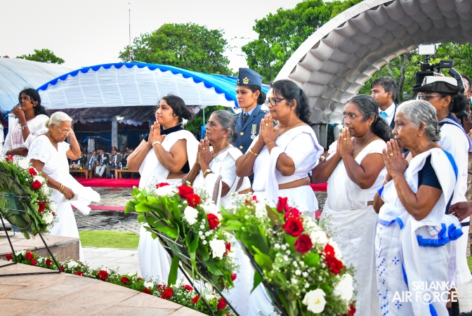 NATION
PAYS TRIBUTE AT 17TH NATIONAL WAR HEROES COMMEMORATION CEREMONY