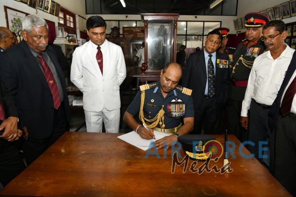 Commander attends Nalanda Ranaviru Upahara 2019