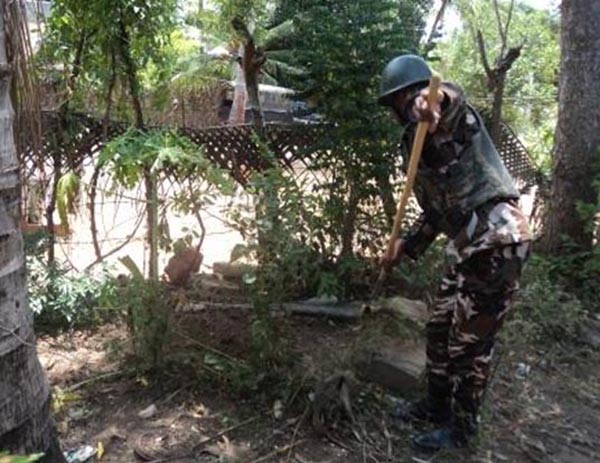 තන්නිවූත්තු ප්රදේශයෙන් 'මැගසින්' තොගයක් සොයා ගනී