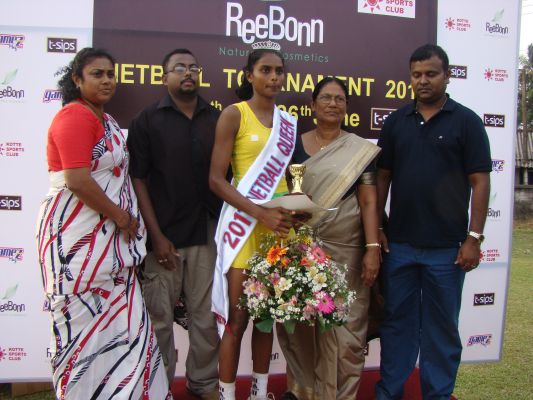 SLAF Women Shoot for the Net