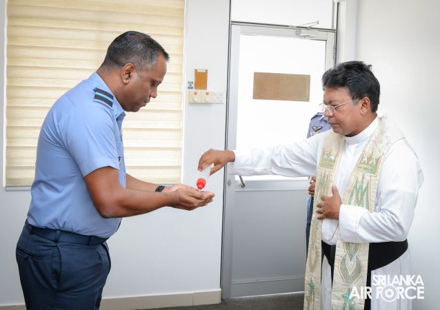 CHANGE OF COMMAND OF SLAF BASE RATMALANA