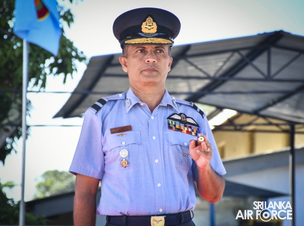 CHANGE OF COMMAND OF SLAF BASE RATMALANA