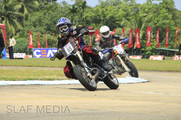 රොදර්හැම් මෝටර් රථ හා යතුරු පැදි ධාවන තරඟාවළිය 2012