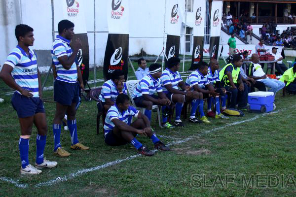 The Sri
Lanka Air Force Rugerittes defeated the CH & FC team