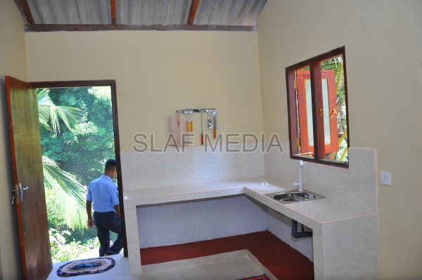 Commander dedicates a building to Sri Samudragiri Viharaya, Rumassala