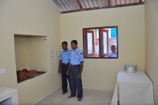 Commander dedicates a building to Sri Samudragiri Viharaya, Rumassala
