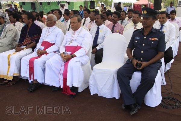 President Mahinda Rajapakse Inaugurates Batticaloa Airfield Project