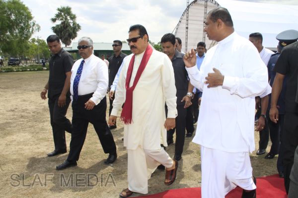 President Mahinda Rajapakse Inaugurates Batticaloa Airfield Project