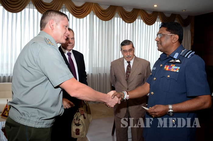 Russian Ambassador Calls on the Commander of the Air Force