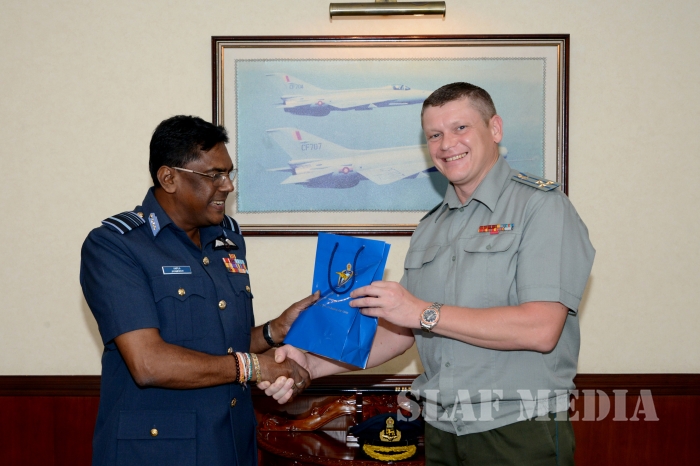 Russian Ambassador Calls on the Commander of the Air Force