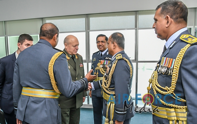 Russian Commander in Chief of Land Forces calls on the Commander