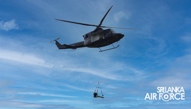 SLAF SUCCESSFULLY PLACES FINIAL ON TOP OF THE SANDAHIRU SEYA