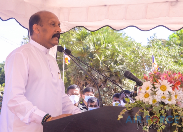 COMMANDER PARTICIPATES FOR “SANDAHIRU SEYA” TREASURE DEPOSITING
CEREMONY