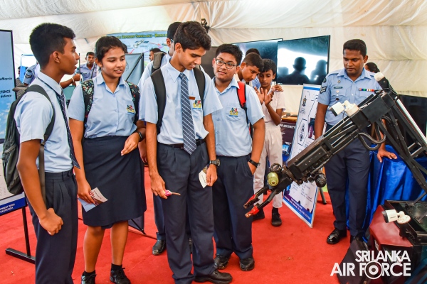 SLAF
COLLABORATES WITH THE MINISTRY OF EDUCATION IN CELEBRATING NATIONAL
SCIENCE DAY
