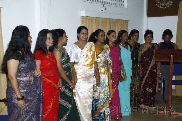 Certificate Awarding Ceremony of The 1st Batch of “Self Grooming Course”