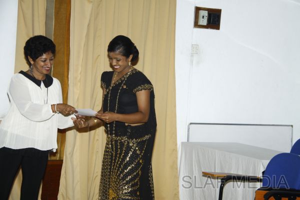 Certificate Awarding Ceremony of The 1st Batch of “Self Grooming Course”