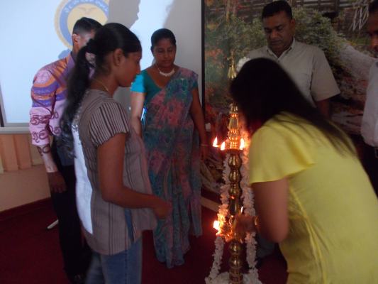 Lecture by Prof. Sarath Wijesuriya at Slaf Stn Katukurunda