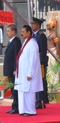 The President of Seychelles accorded a guard of honour by SLAF