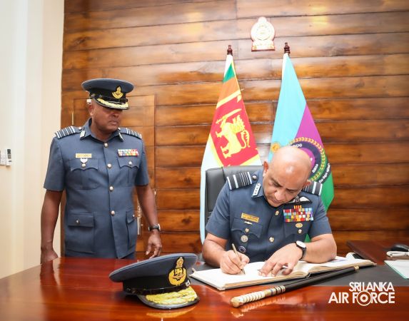 ANNUAL COMMANDER’S INSPECTION AT SLAF STATION SIGIRIYA