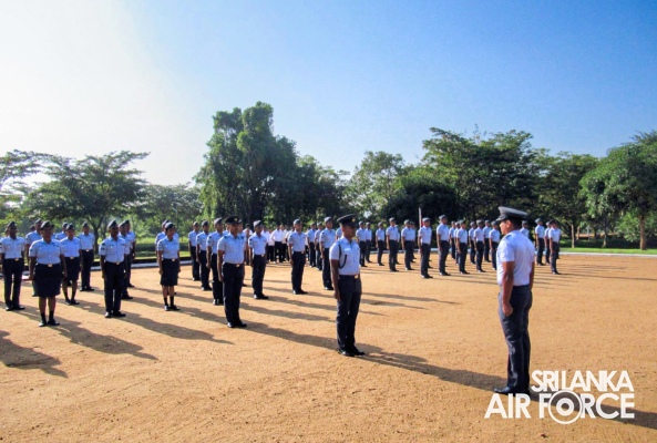 CHANGE OF COMMAND AT SLAF STATION SIGIRIYA