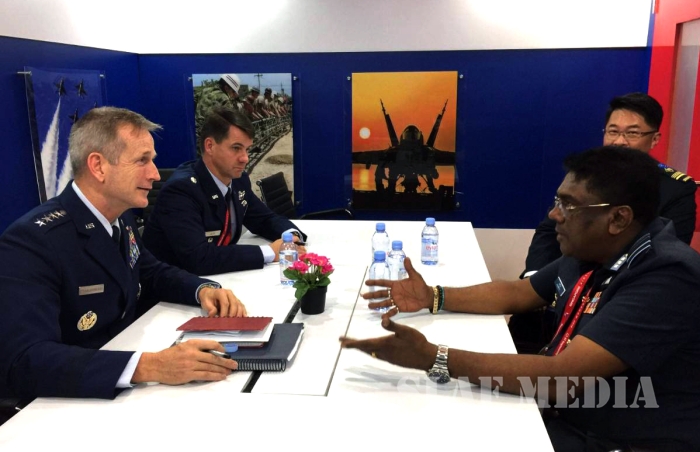 The Commander Visits the Singapore Air Show