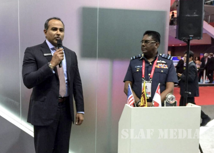 Bell Helicopter Textron Presents Award for 50 years of Bell Helicopter Operations in the SLAF