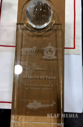Bell Helicopter Textron Presents Award for 50 years of Bell Helicopter Operations in the SLAF