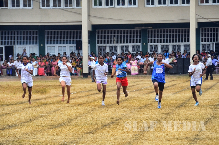 Commander Graced the Sirimavo Balika Annual Sports Meet 2016