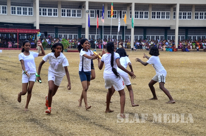 Commander Graced the Sirimavo Balika Annual Sports Meet 2016