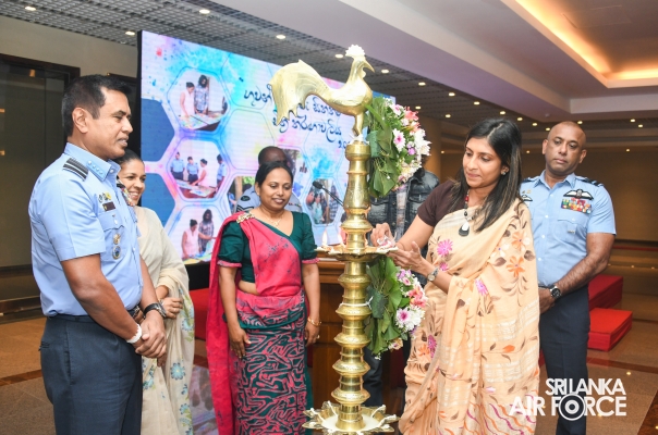 ART WORKSHOP AND CERTIFICATE AWARDING CEREMONY FOR THE WINNERS OF ‘GUWAN RANDARU SITHTHAM' ART COMPETITION