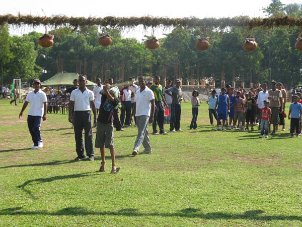 නිදහසේ බක්මහ සැණකෙළිය නිමාවෙයි New Year Celebrations at Ratmalana