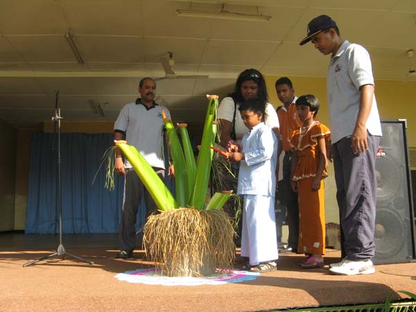 නිදහසේ බක්මහ සැණකෙළිය නිමාවෙයි New Year Celebrations at Ratmalana