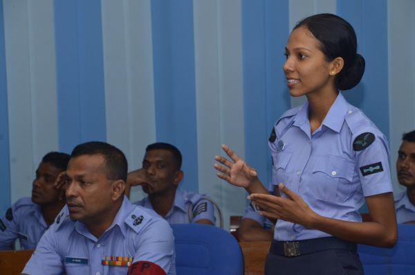 A Workshop for SLAF Comperes