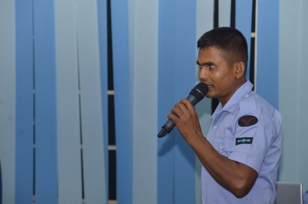 A Workshop for SLAF Comperes