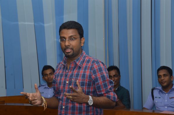 A Workshop for SLAF Comperes