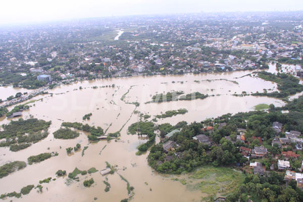 SLAF Conducted Helicopter Recce To Assess Flood Damage and Assistance