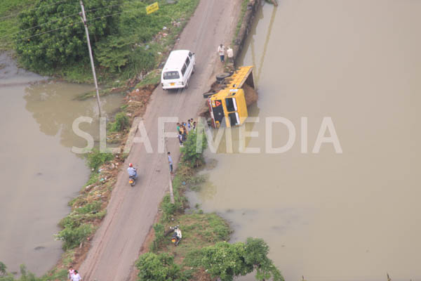 SLAF Conducted Helicopter Recce To Assess Flood Damage and Assistance