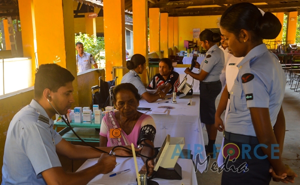 Combat Training School Diyatalawa conducts a Community Service Project