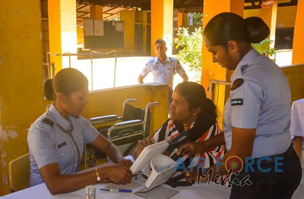 Combat Training School Diyatalawa conducts a Community Service Project