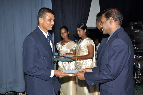 Sri Lanka Air Force English Day 2010