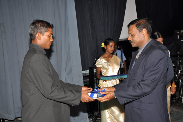 Sri Lanka Air Force English Day 2010