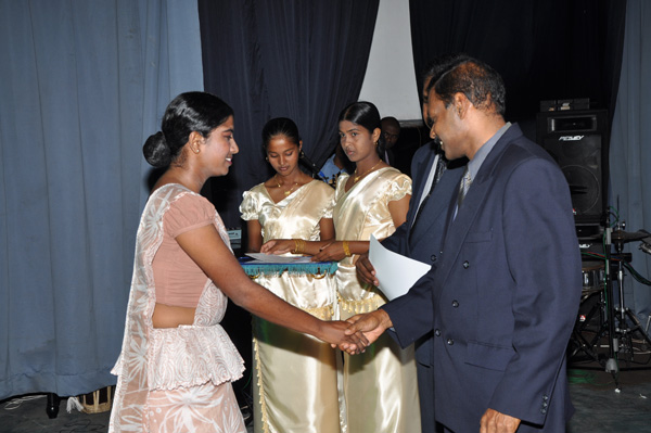 Sri Lanka Air Force English Day 2010