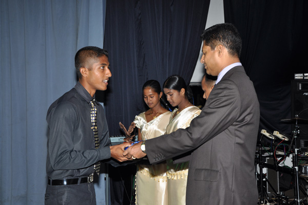 Sri Lanka Air Force English Day 2010