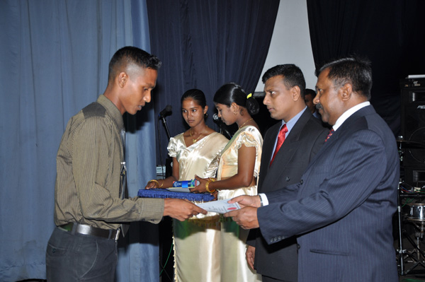 Sri Lanka Air Force English Day 2010