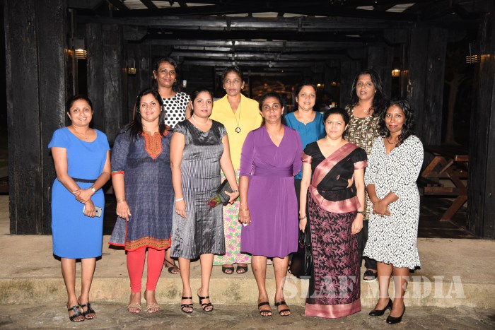 SLAF Base Felicitates Honorary Visiting Consultant Doctors To SLAF Hospital Ratmalana