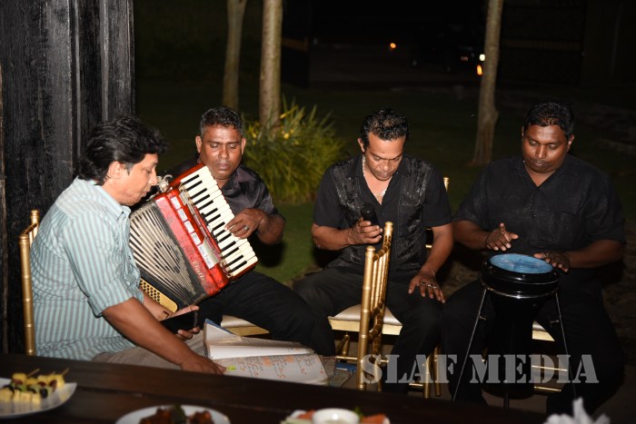 SLAF Base Felicitates Honorary Visiting Consultant Doctors To SLAF Hospital Ratmalana