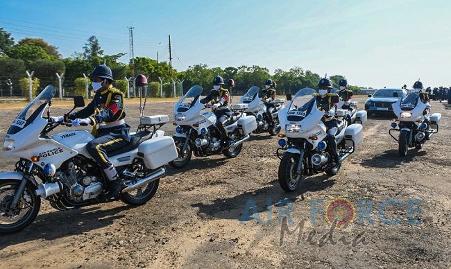 SLAF Utilize Female AF Police Ceremonial Riders for the First Time